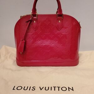 Authentic Louis Vuitton Alma Pm Vernis Leather Glossy Red Satchel Top Handle Bag